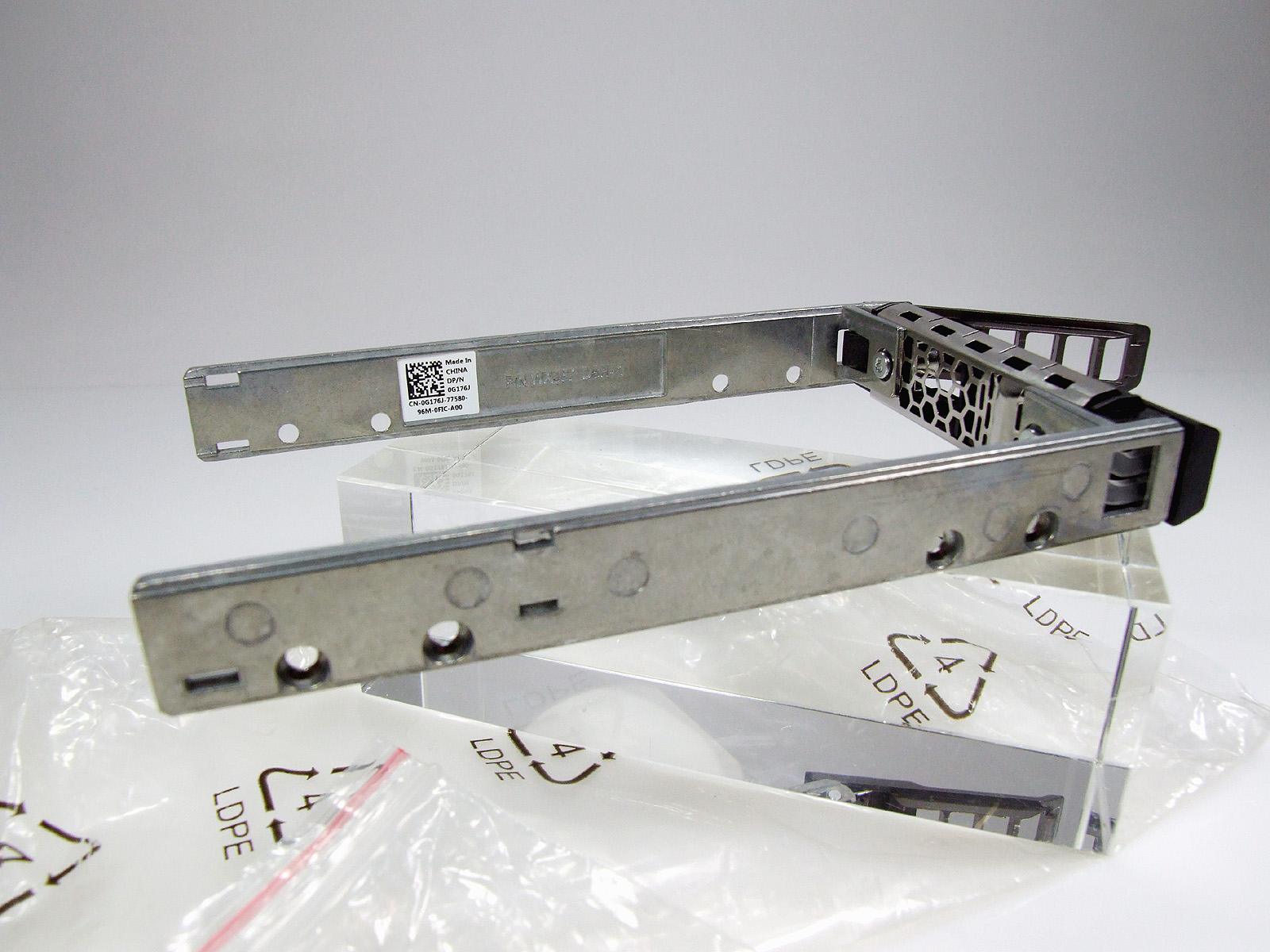 DELL PowerEdge 2.5" SFF hot-plug rámeček